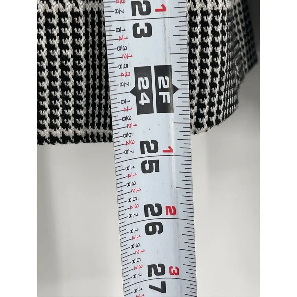 Elie Tahari Blazer‎ Women's Size 6 Houndstooth Black White